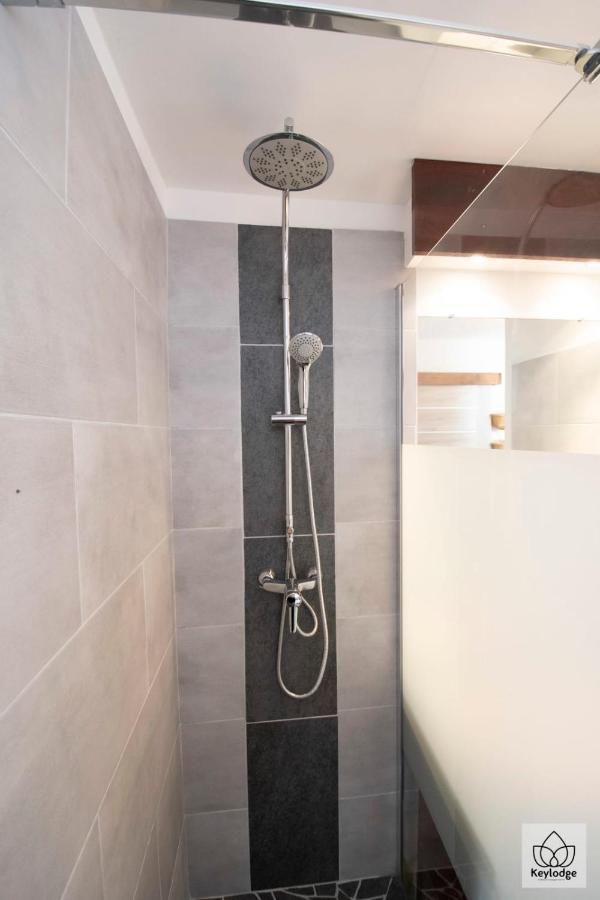 Le Vetiver 3 Etoiles - 30M2 - Renove Avec Vue Mer - 10' De L'Aeroport Sainte-Clotilde Exteriör bild